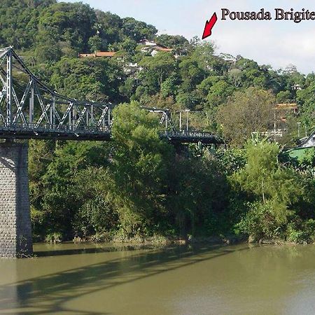 Pousada Brigite & Hostel Blumenau Exterior foto