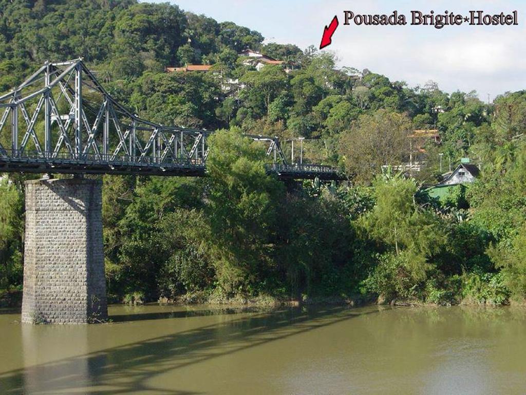 Pousada Brigite & Hostel Blumenau Exterior foto